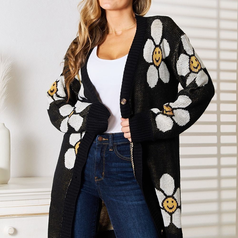 Black and White Floral Sunflower Long Length Baggy Cardigan Sweater sz Small